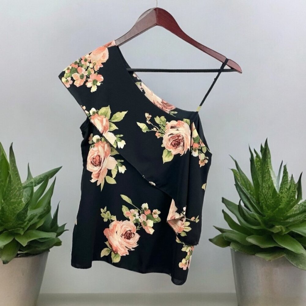* New Mode Asymmetric Ruffle Trim Sleeveless Floral Blouse Size S